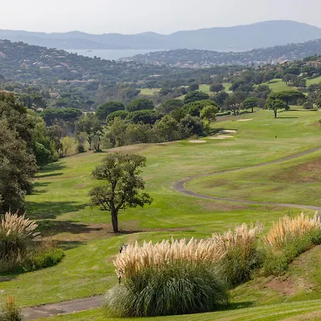 Les Maisons Du Golf-2 By Interhome *